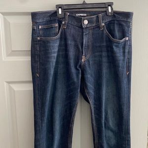 Mens Express jeans. Size 33x32 slim straight.